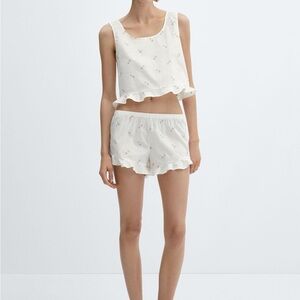 Women's Cream Ruffle Sleepwear Set